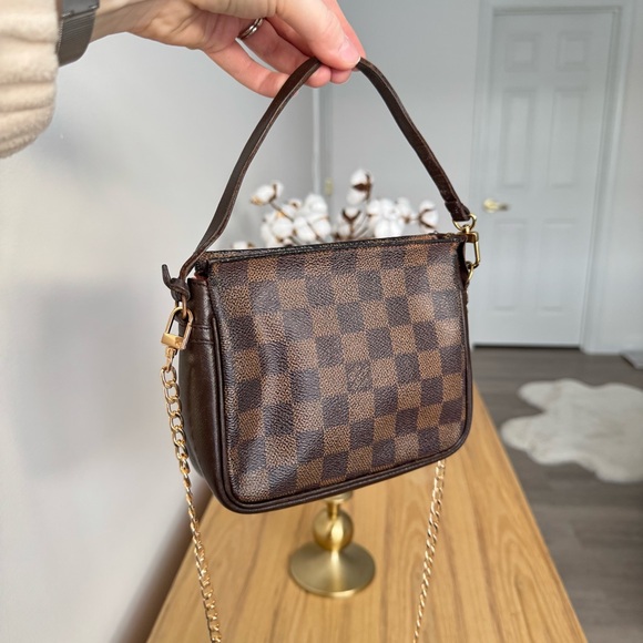 ✅AUTHENTIC✅LOUIS VUITTON TRUTH EBENE POUCH - Picture 4 of 14